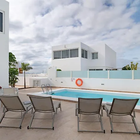Khaleesi Villa *
