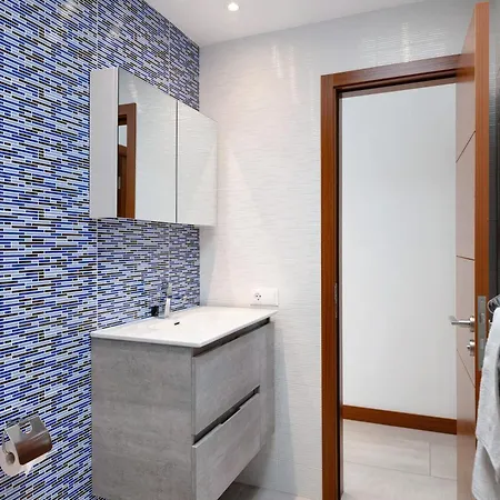 Khaleesi Villa