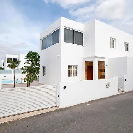 Khaleesi Villa *