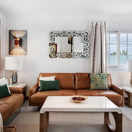 Khaleesi פלאיה בלנקה