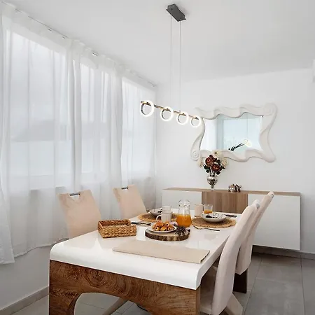 Khaleesi וילה פלאיה בלנקה