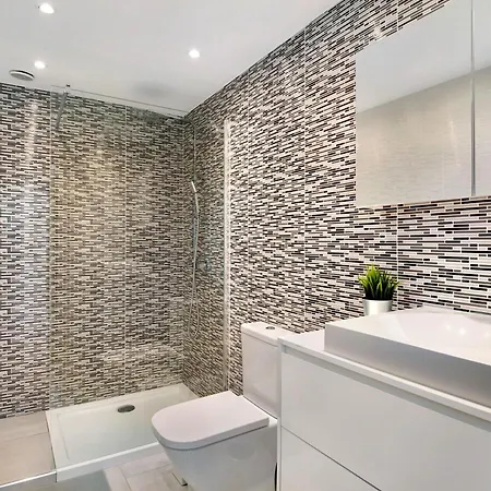 Khaleesi Villa *